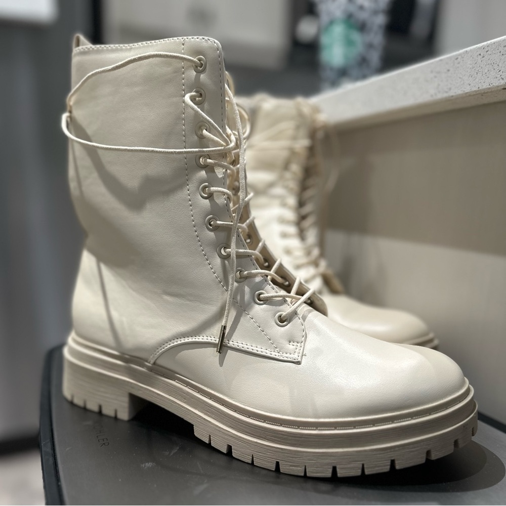 Beige/cream lace up combat boots NEW
